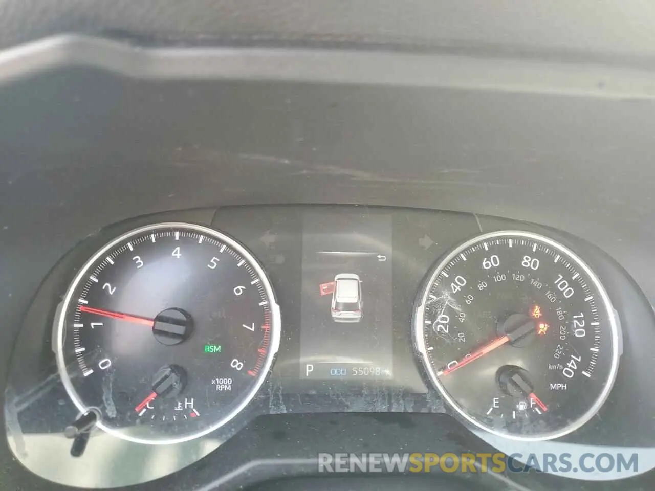 9 Photograph of a damaged car 2T3A1RFV0KC050115 TOYOTA RAV4 2019