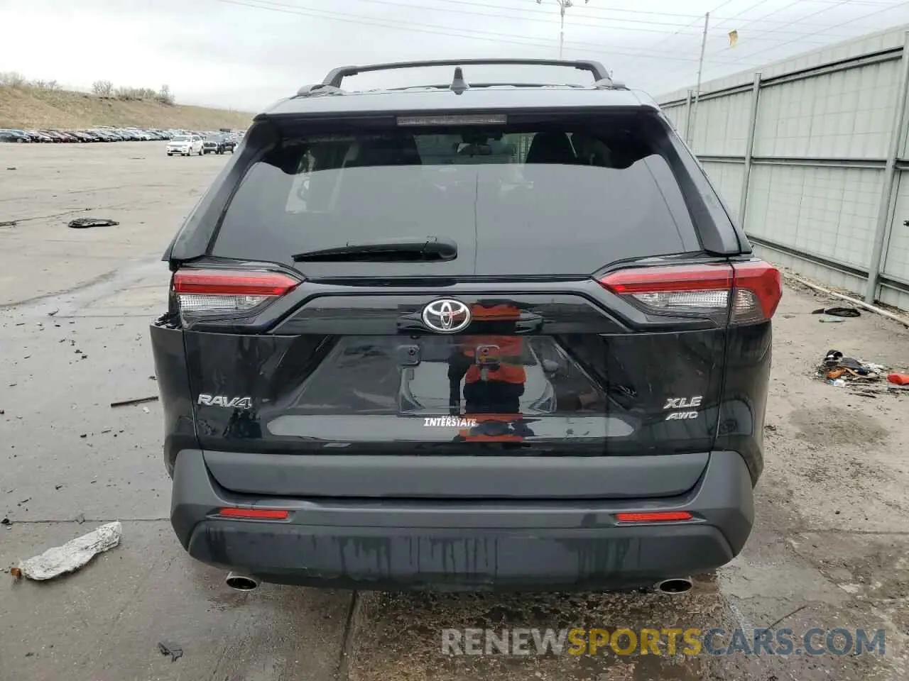 6 Photograph of a damaged car 2T3A1RFV2KC001370 TOYOTA RAV4 2019