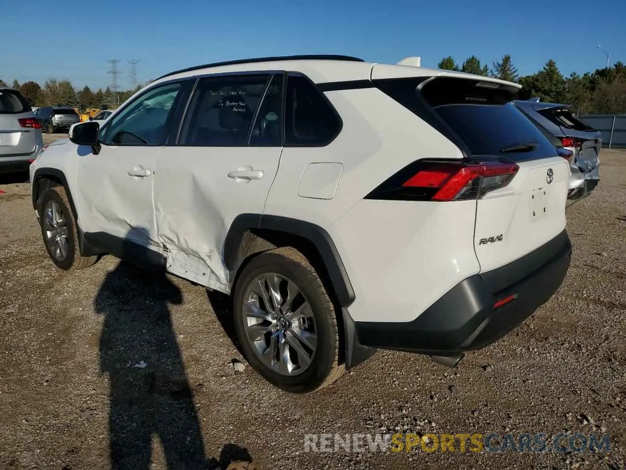 2 Photograph of a damaged car 2T3A1RFV2KW044833 TOYOTA RAV4 2019