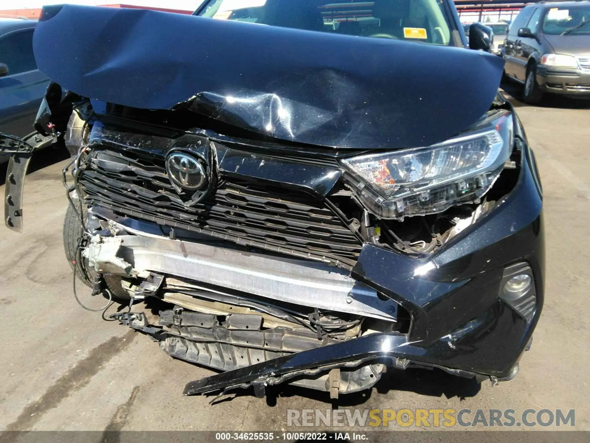 6 Photograph of a damaged car 2T3A1RFV2KW055461 TOYOTA RAV4 2019