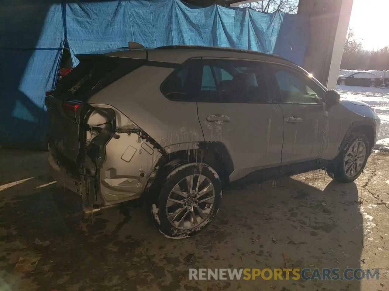 3 Фотография поврежденного автомобиля 2T3A1RFV2KW078108 TOYOTA RAV4 2019