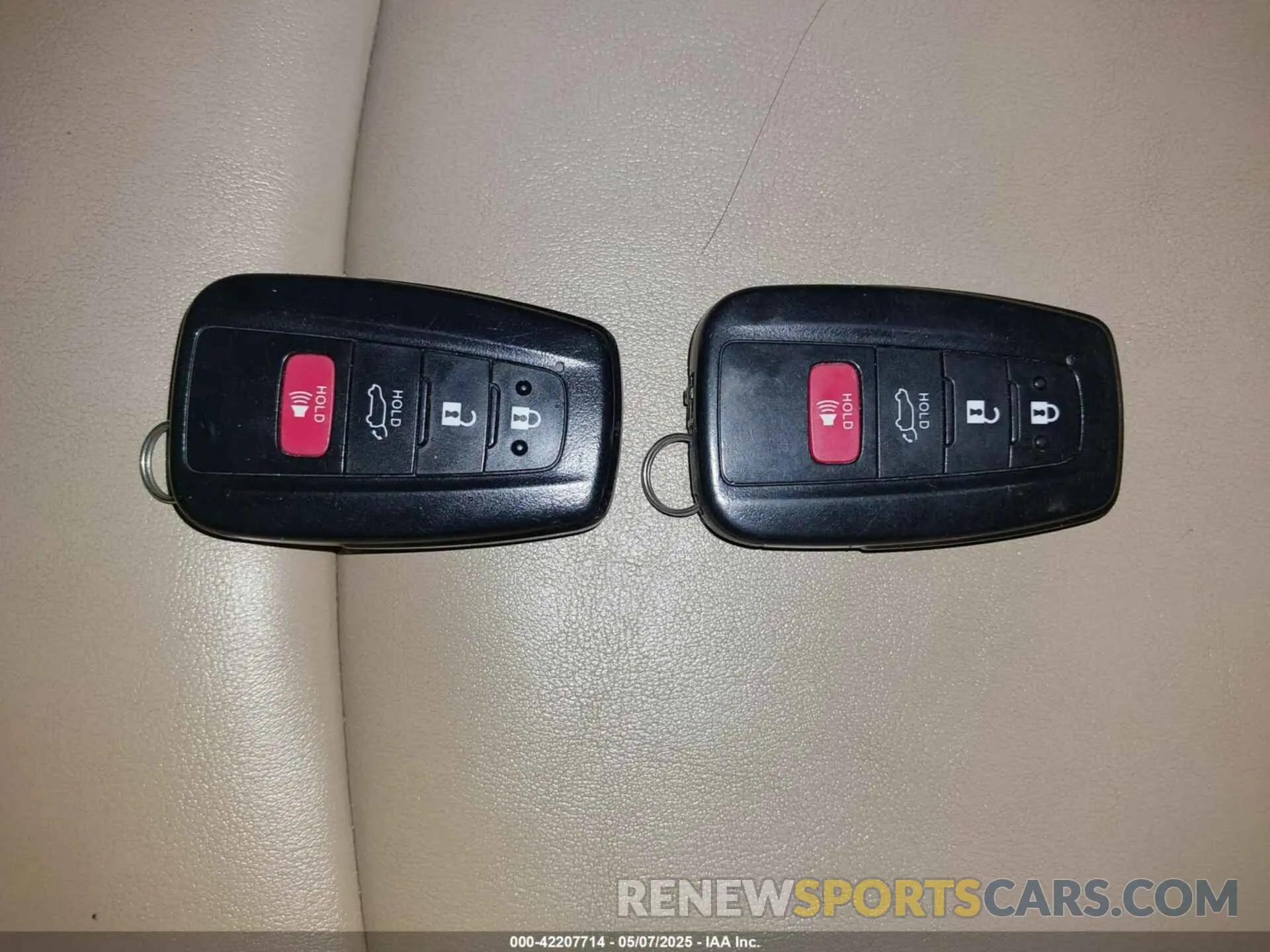 11 Photograph of a damaged car 2T3A1RFV3KC047290 TOYOTA RAV4 2019