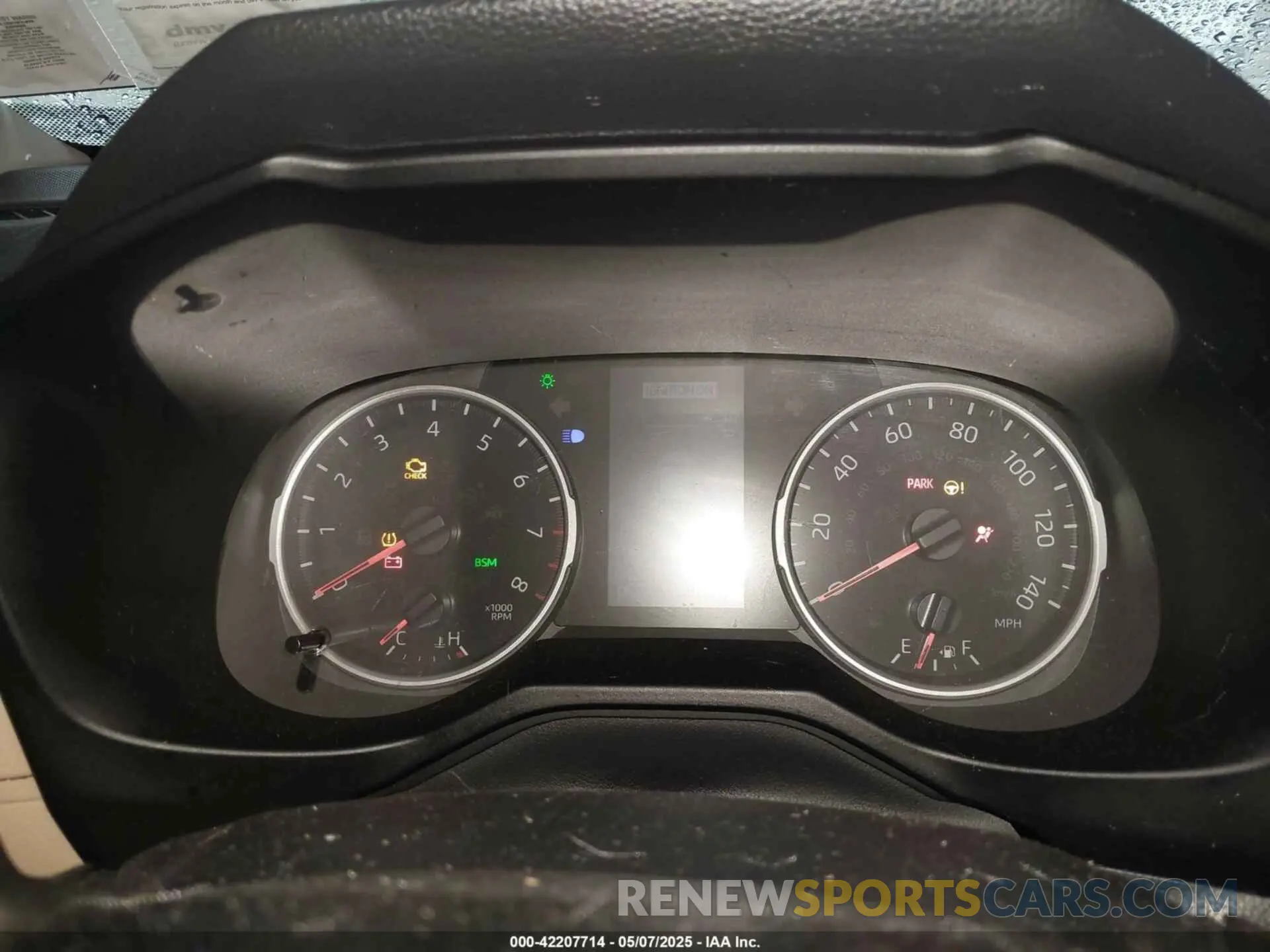 7 Photograph of a damaged car 2T3A1RFV3KC047290 TOYOTA RAV4 2019