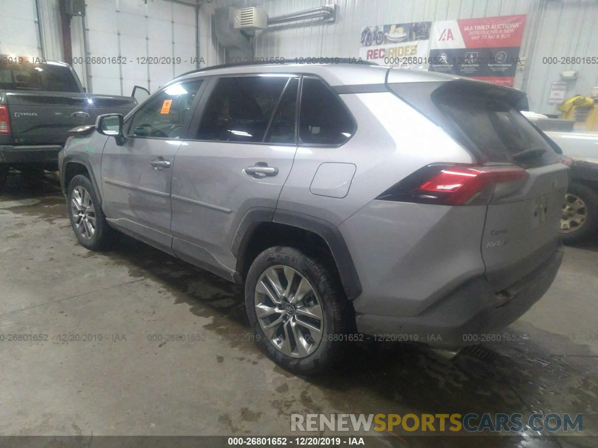 3 Photograph of a damaged car 2T3A1RFV6KC042911 TOYOTA RAV4 2019