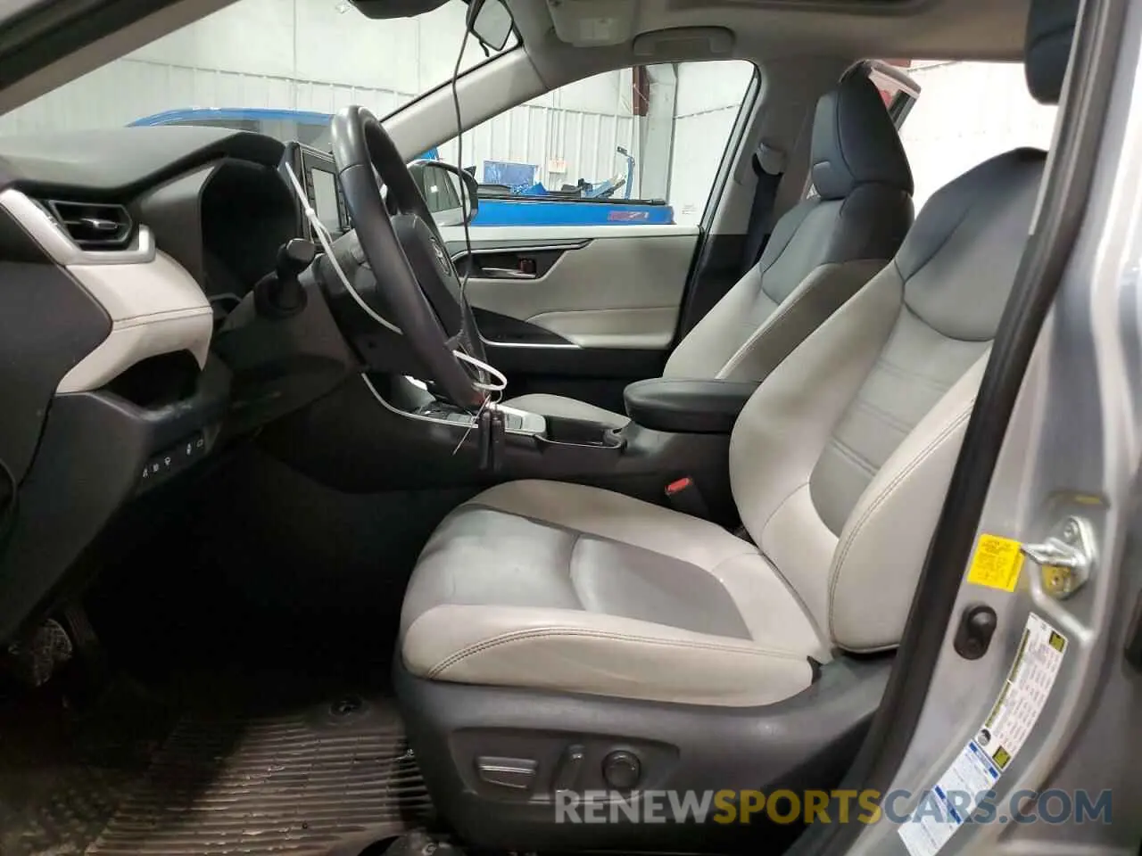 7 Фотография поврежденного автомобиля 2T3A1RFV6KW077186 TOYOTA RAV4 2019