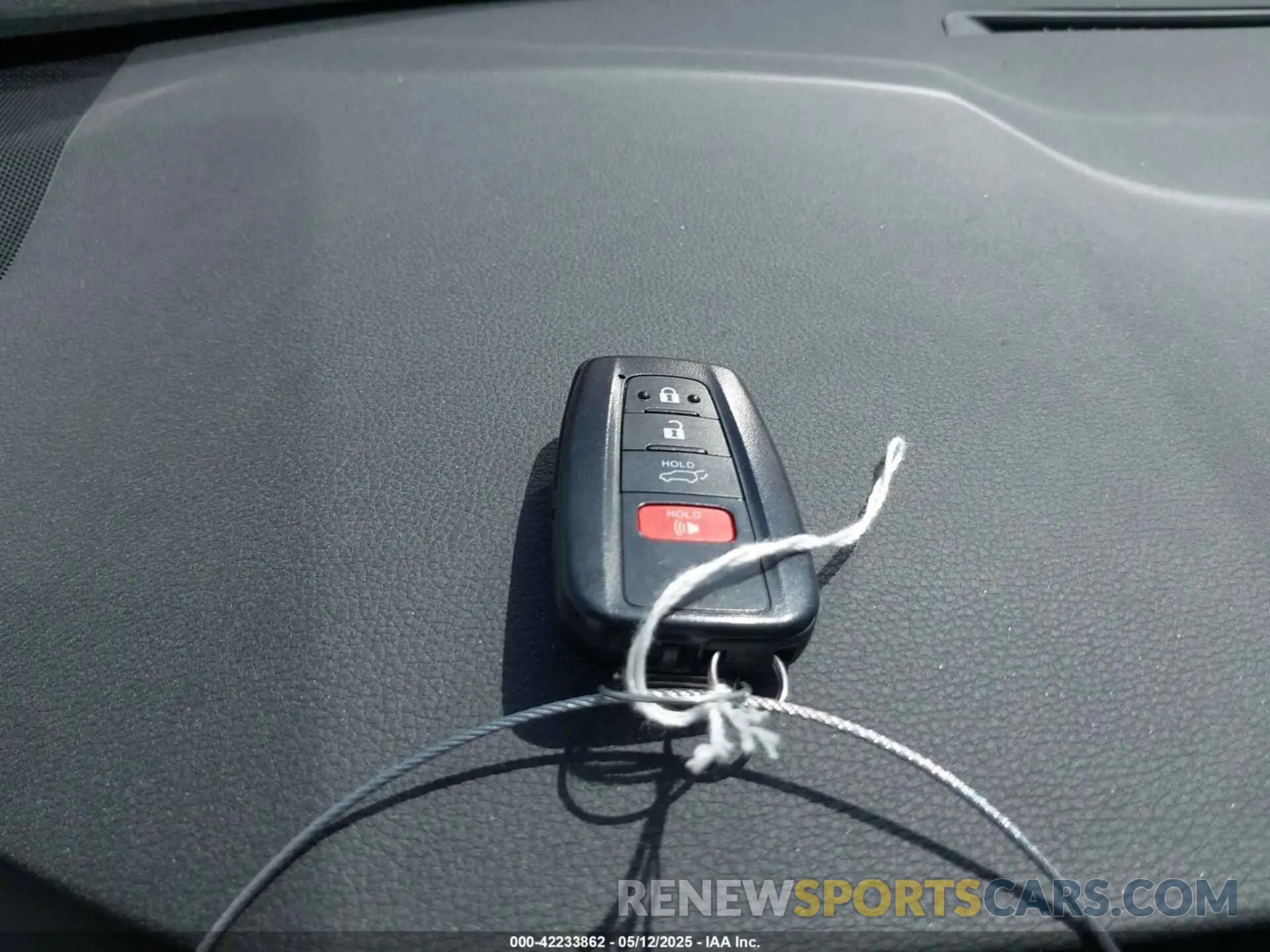 11 Фотография поврежденного автомобиля 2T3A1RFV8KW080641 TOYOTA RAV4 2019