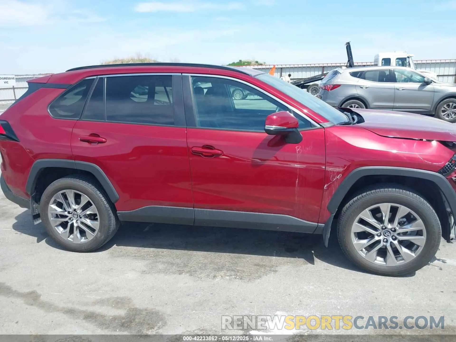 13 Фотография поврежденного автомобиля 2T3A1RFV8KW080641 TOYOTA RAV4 2019