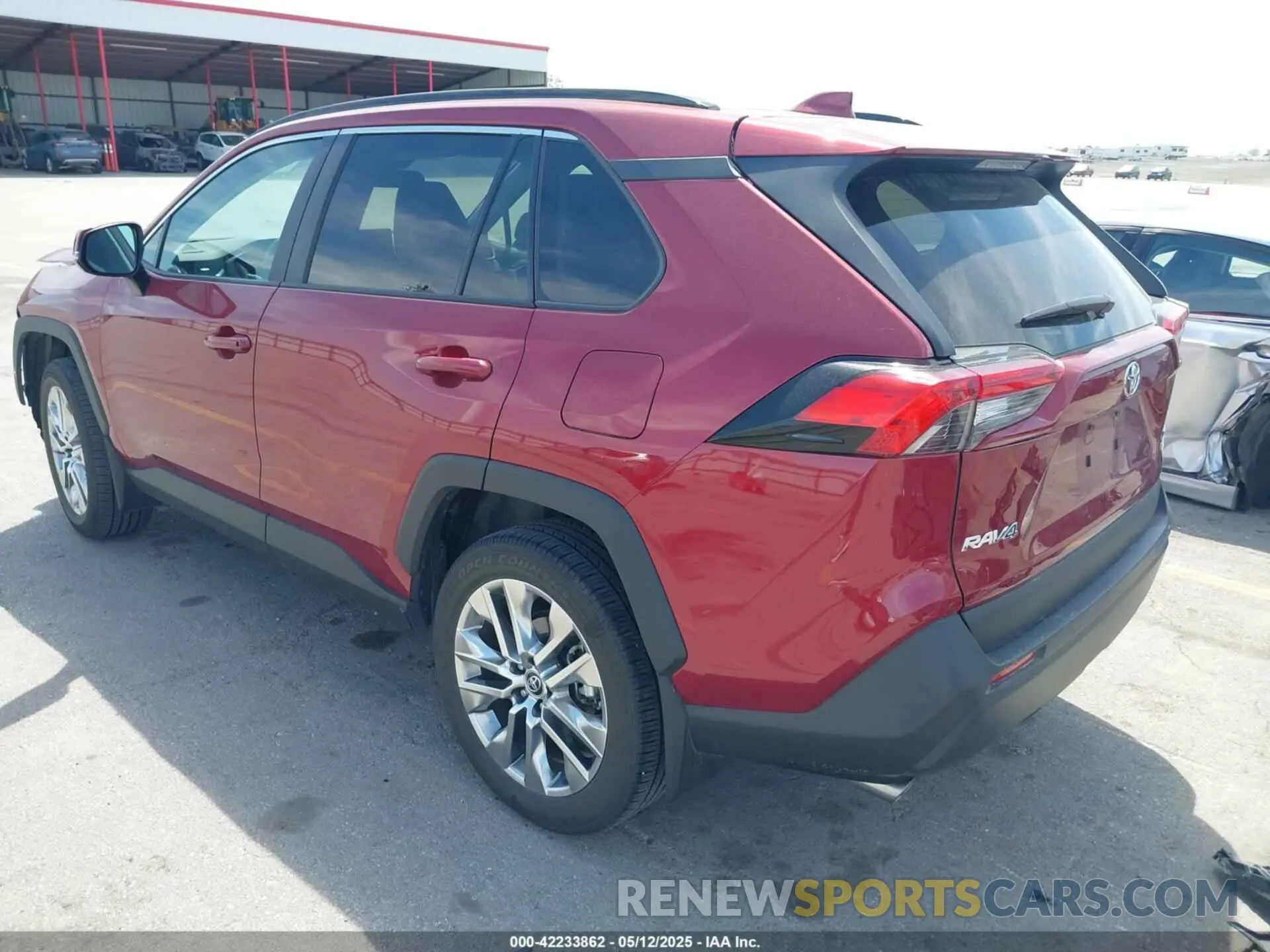 3 Фотография поврежденного автомобиля 2T3A1RFV8KW080641 TOYOTA RAV4 2019