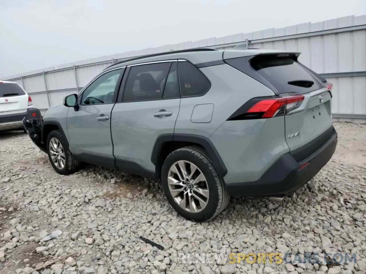 2 Photograph of a damaged car 2T3A1RFVXKW023048 TOYOTA RAV4 2019