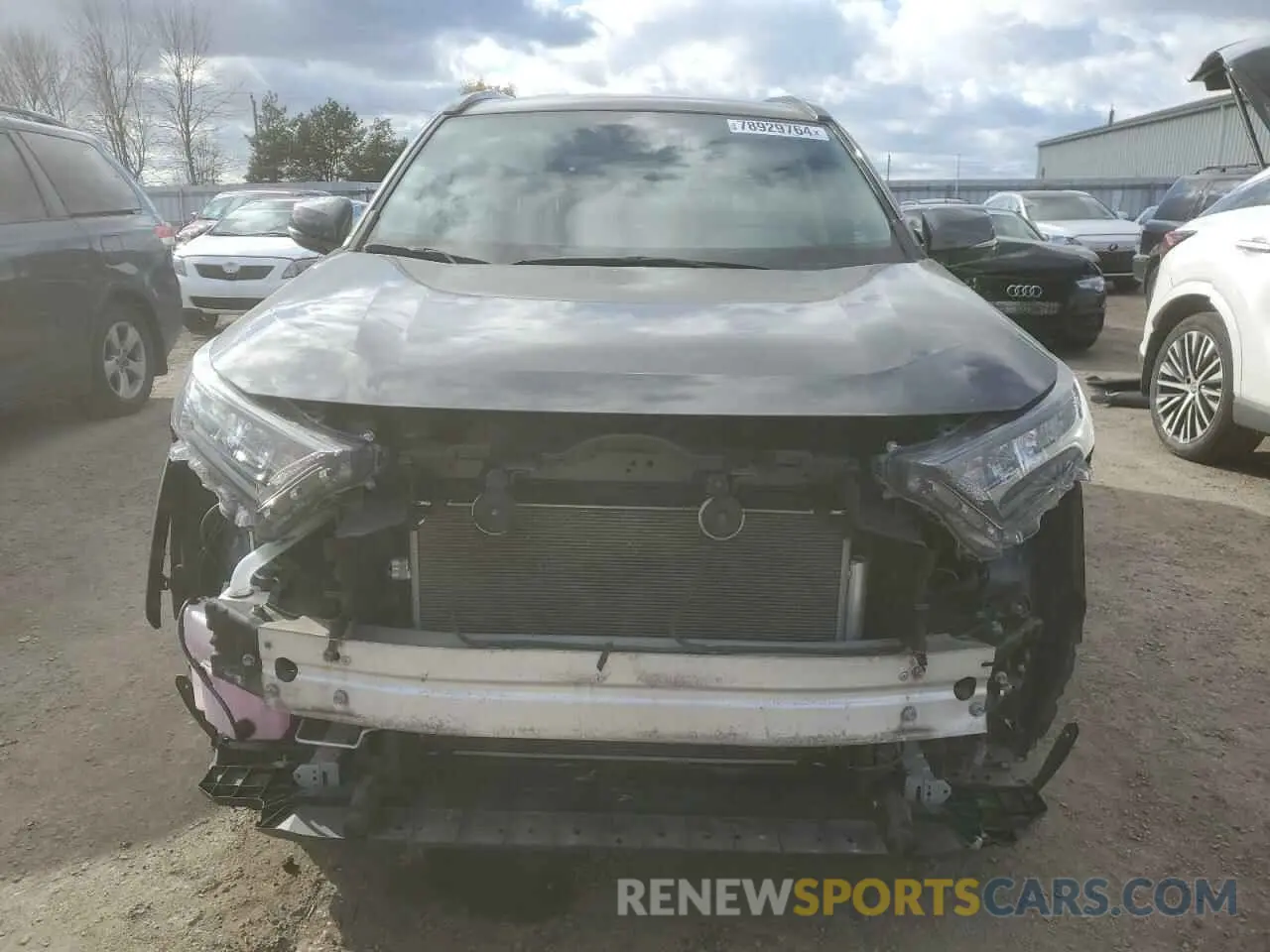 5 Photograph of a damaged car 2T3B1RFV0KW018655 TOYOTA RAV4 2019