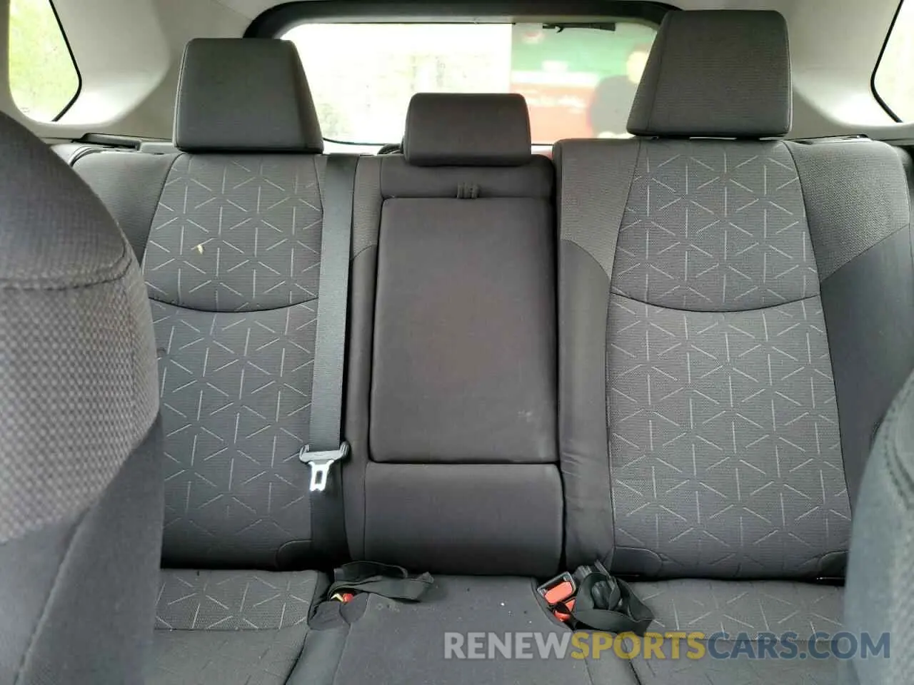 10 Photograph of a damaged car 2T3B1RFV4KW062707 TOYOTA RAV4 2019