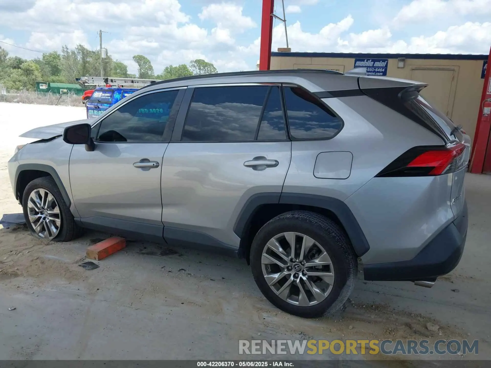15 Photograph of a damaged car 2T3C1RFV0KW034830 TOYOTA RAV4 2019