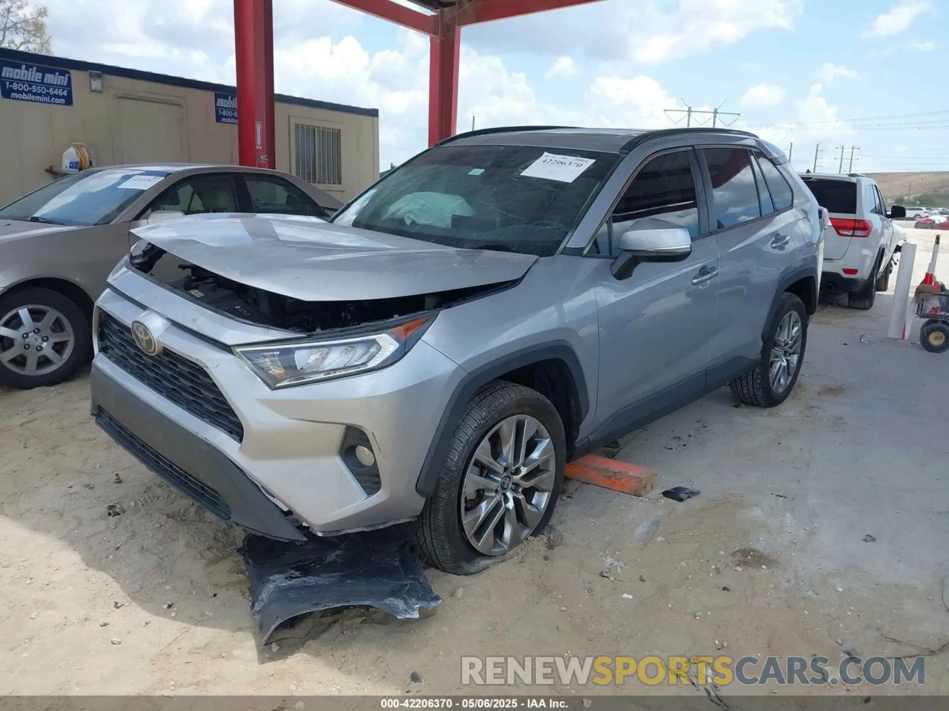 2 Photograph of a damaged car 2T3C1RFV0KW034830 TOYOTA RAV4 2019