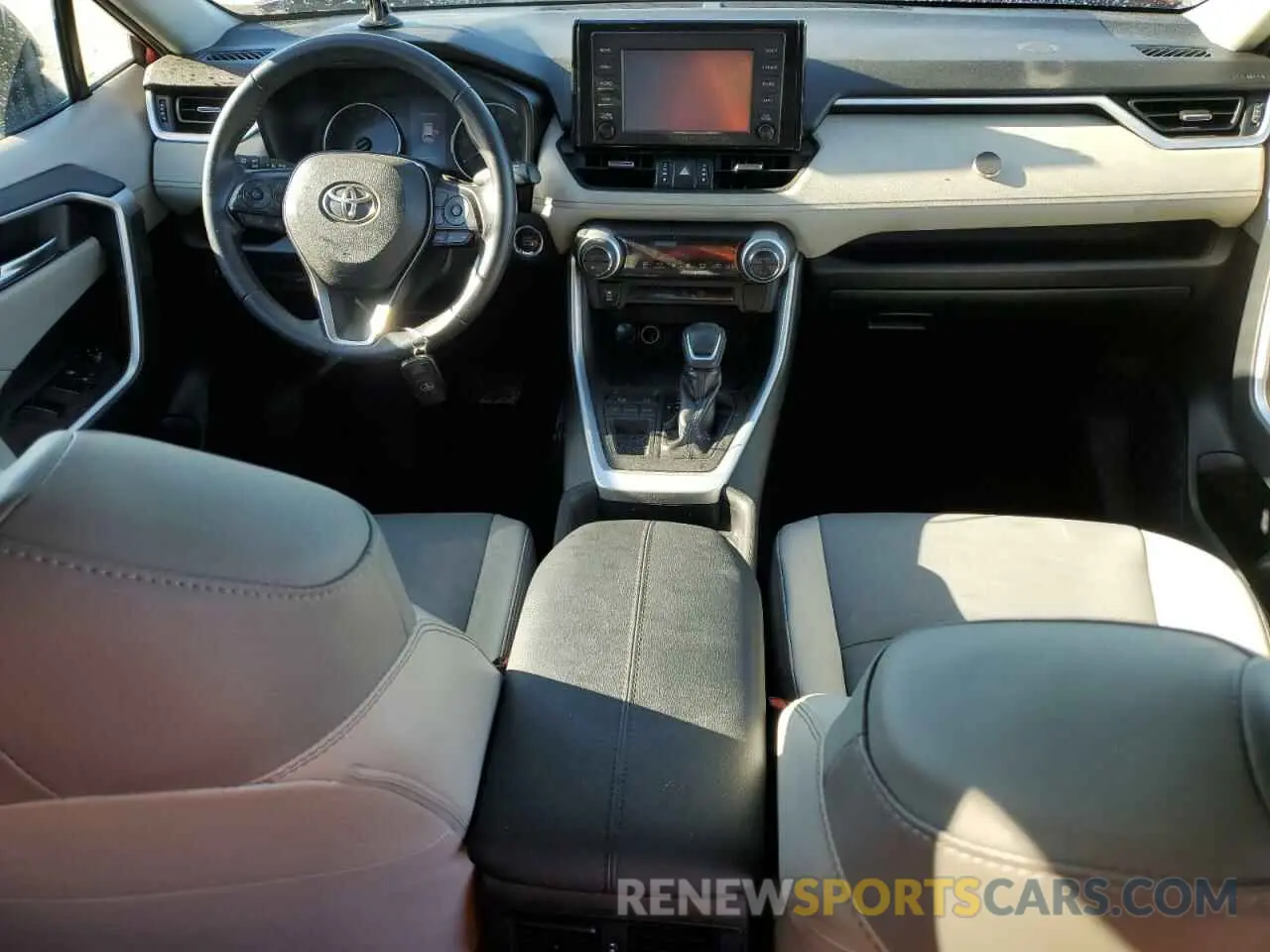 8 Фотография поврежденного автомобиля 2T3C1RFV1KC001241 TOYOTA RAV4 2019