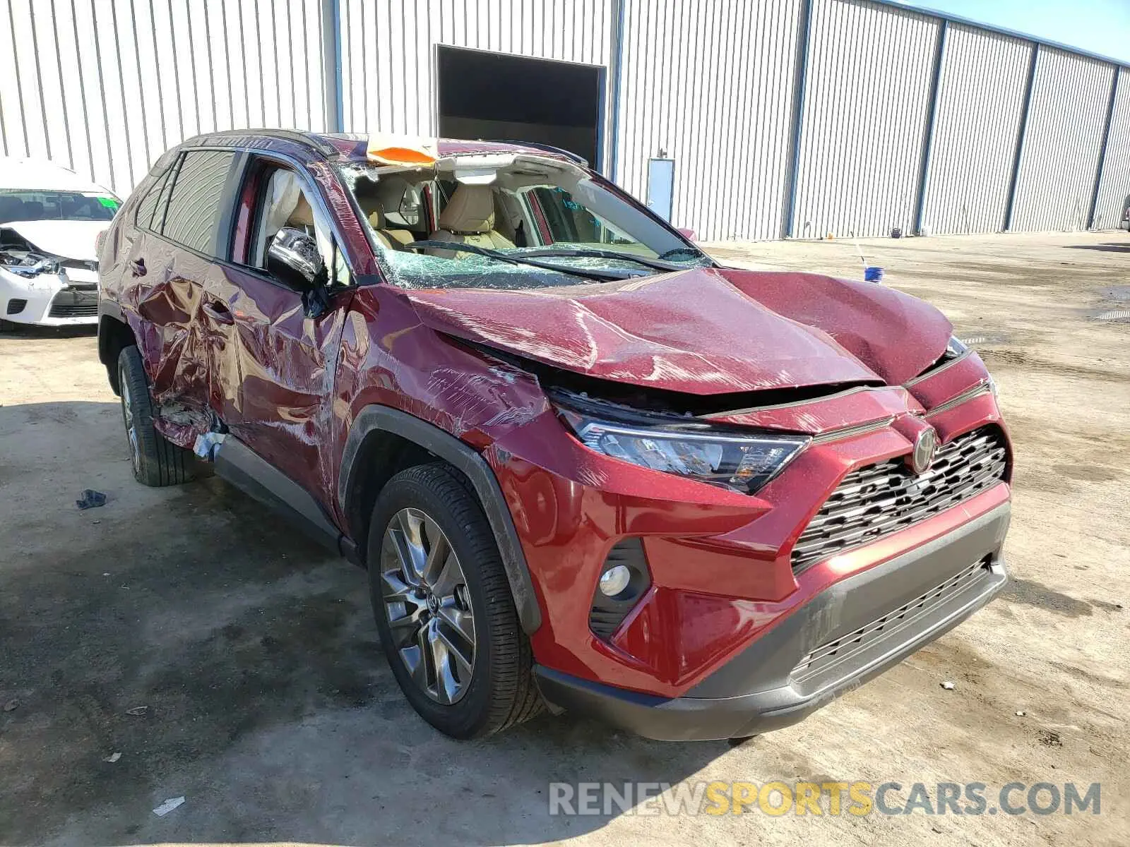 1 Photograph of a damaged car 2T3C1RFV1KW045769 TOYOTA RAV4 2019