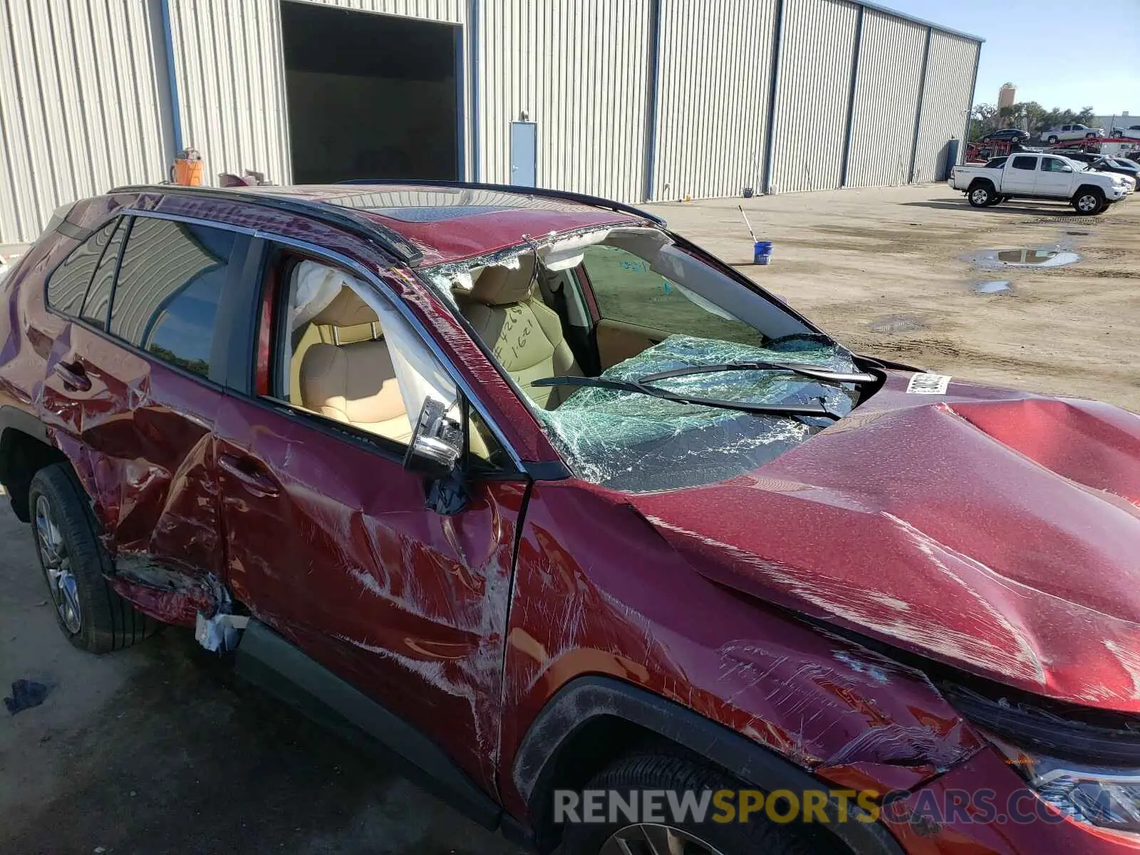 9 Photograph of a damaged car 2T3C1RFV1KW045769 TOYOTA RAV4 2019