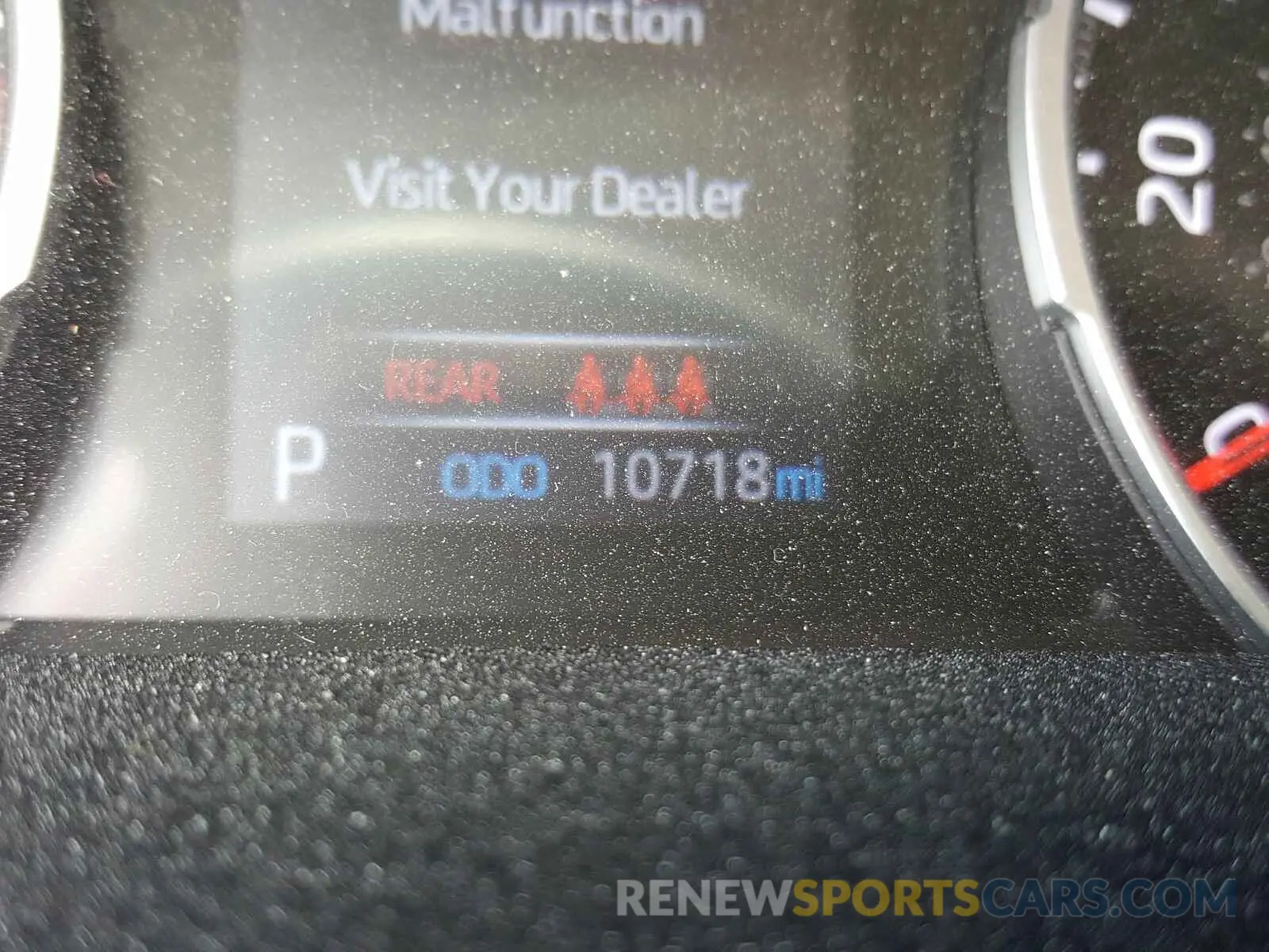8 Photograph of a damaged car 2T3C1RFV1KW050955 TOYOTA RAV4 2019