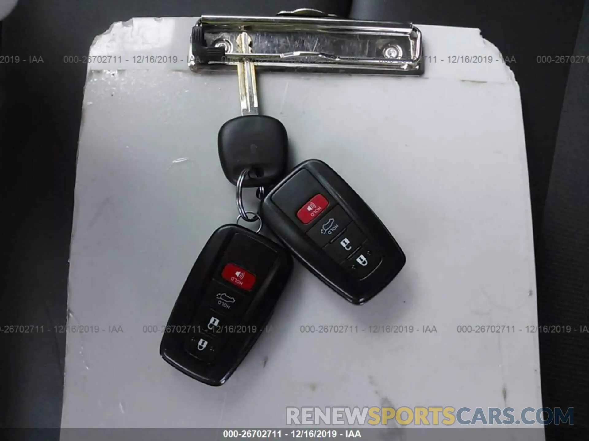 11 Photograph of a damaged car 2T3C1RFV2KW011775 TOYOTA RAV4 2019