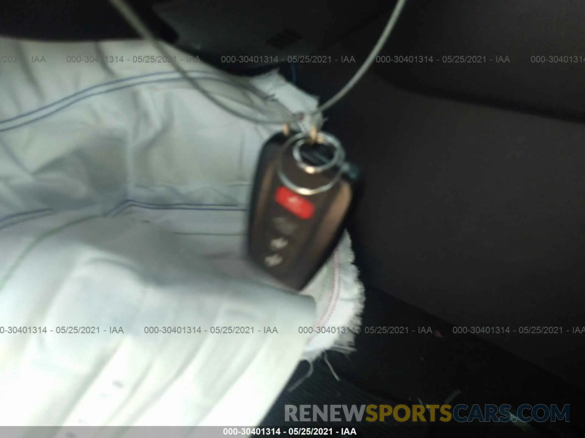 11 Photograph of a damaged car 2T3C1RFV3KW026320 TOYOTA RAV4 2019
