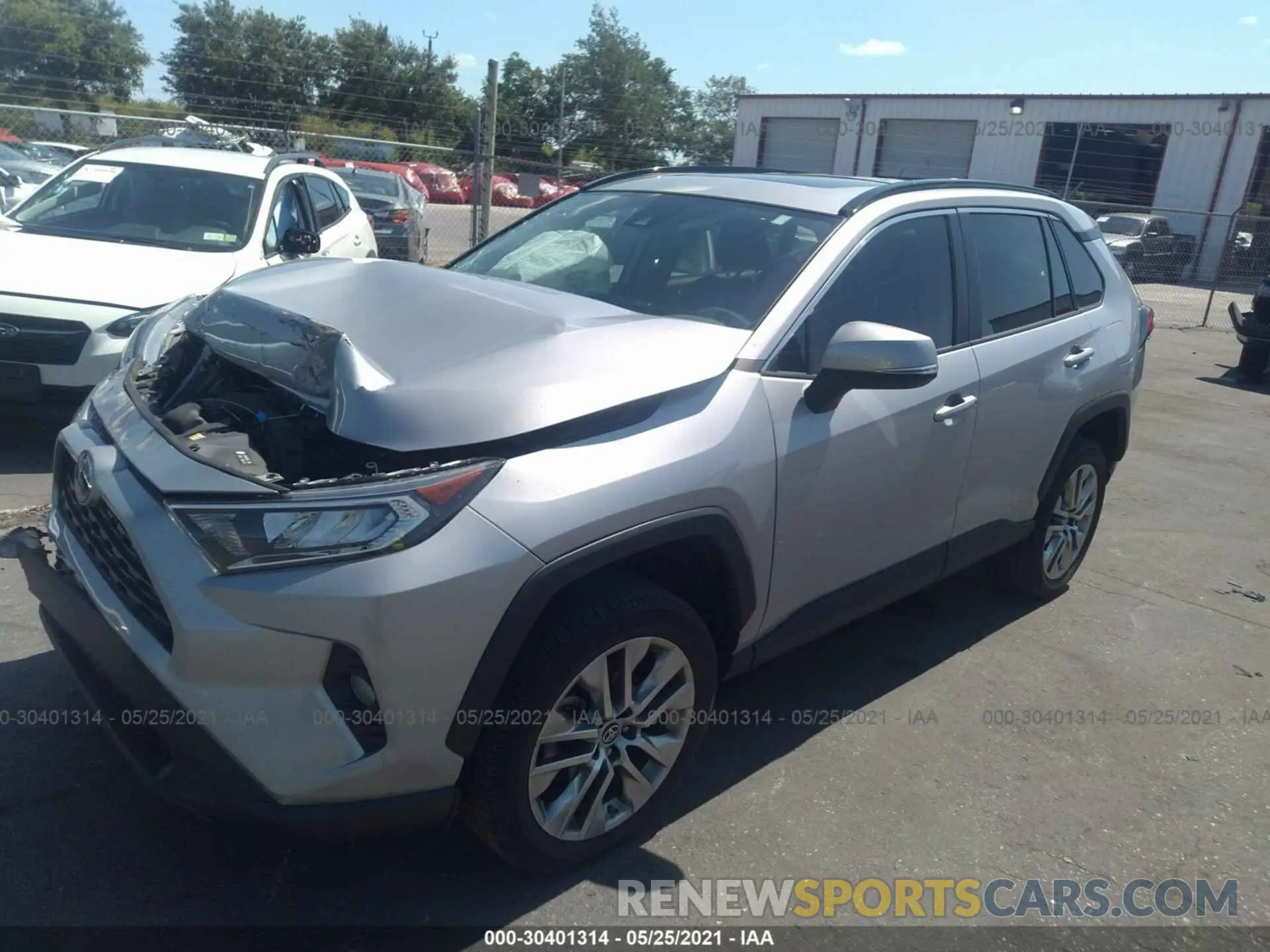 2 Photograph of a damaged car 2T3C1RFV3KW026320 TOYOTA RAV4 2019