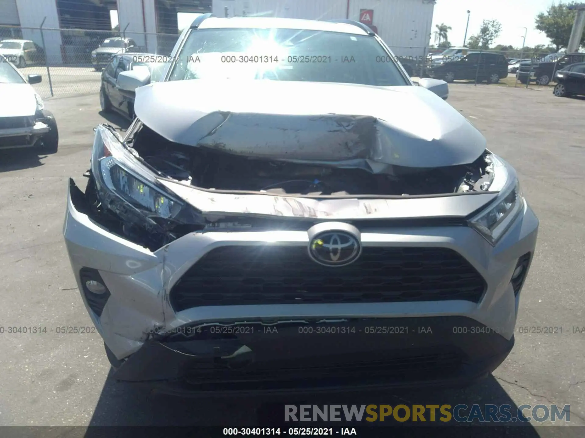 6 Photograph of a damaged car 2T3C1RFV3KW026320 TOYOTA RAV4 2019