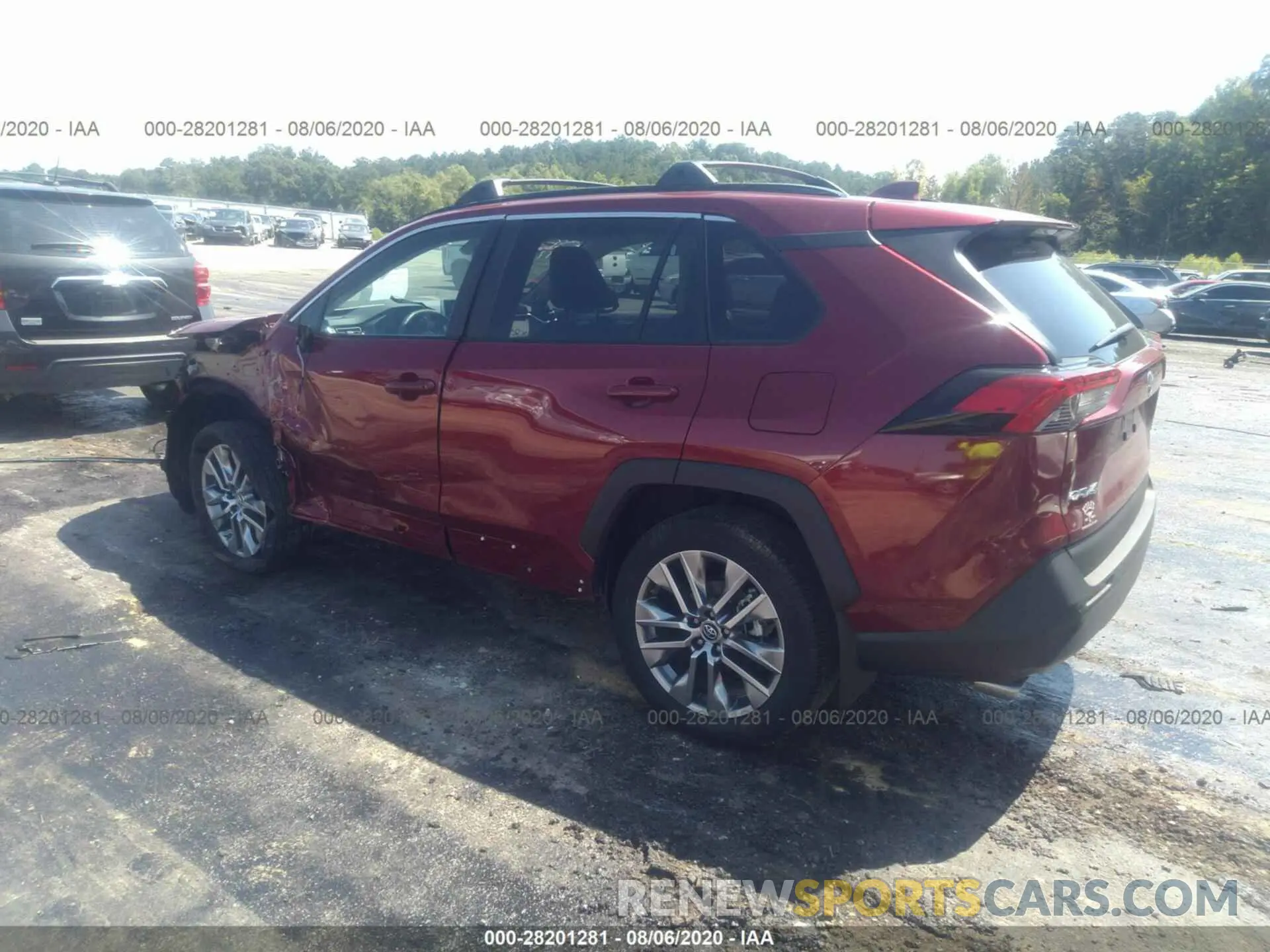 3 Photograph of a damaged car 2T3C1RFV3KW036443 TOYOTA RAV4 2019