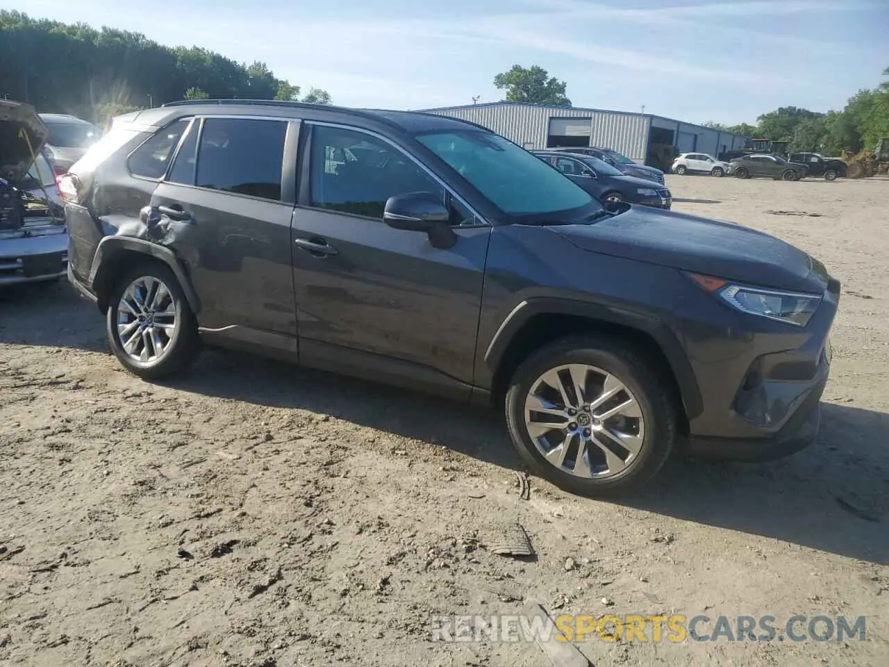 4 Photograph of a damaged car 2T3C1RFV4KC006949 TOYOTA RAV4 2019