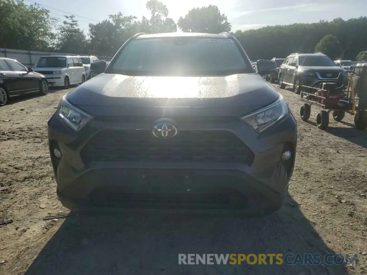 5 Photograph of a damaged car 2T3C1RFV4KC006949 TOYOTA RAV4 2019