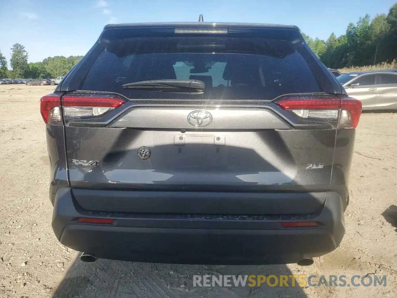 6 Photograph of a damaged car 2T3C1RFV4KC006949 TOYOTA RAV4 2019