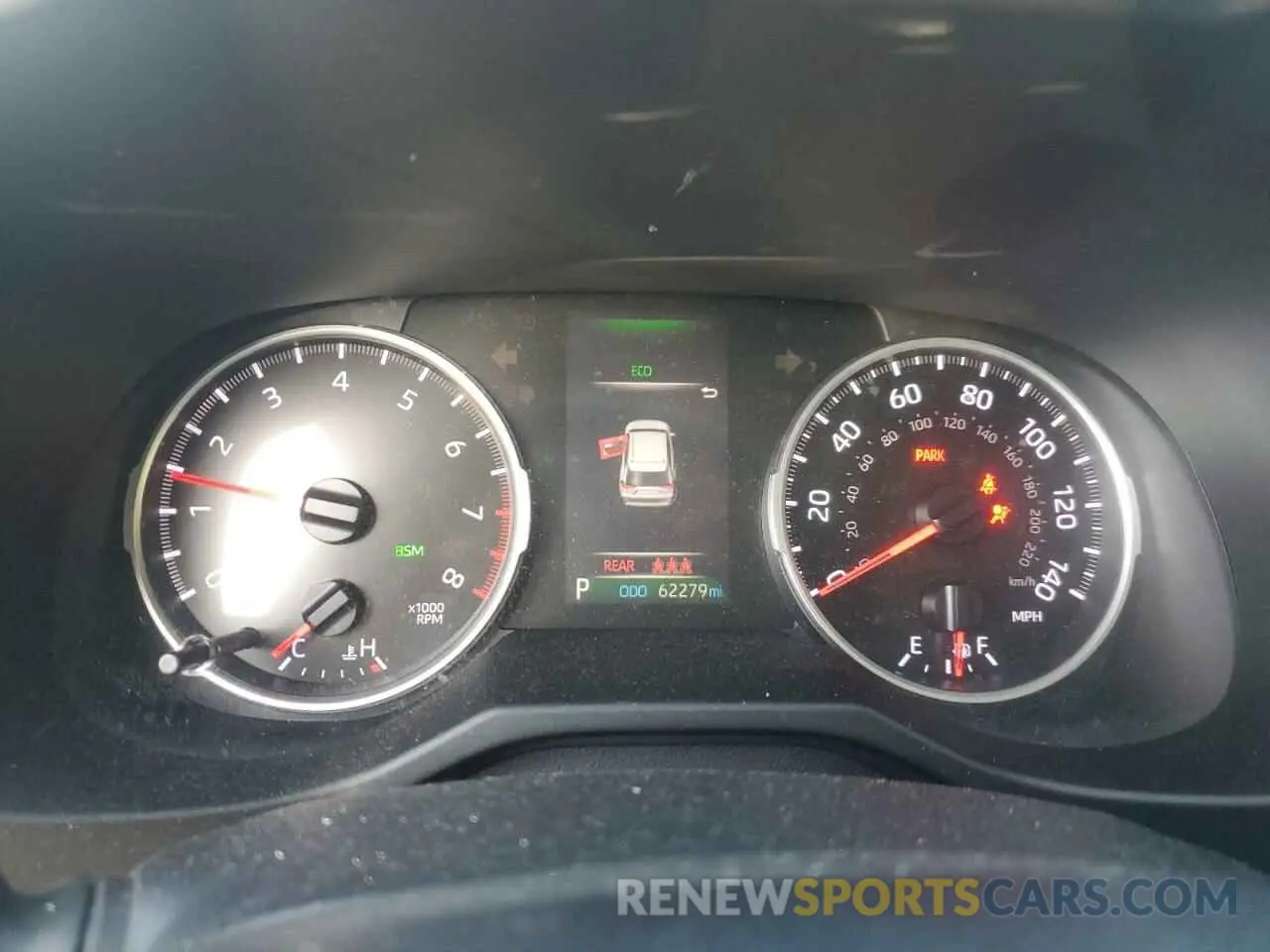 9 Photograph of a damaged car 2T3C1RFV4KC006949 TOYOTA RAV4 2019