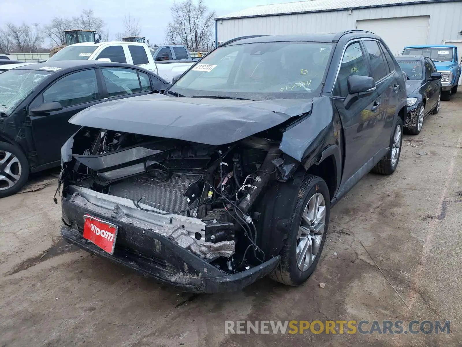 2 Photograph of a damaged car 2T3C1RFV4KW014094 TOYOTA RAV4 2019