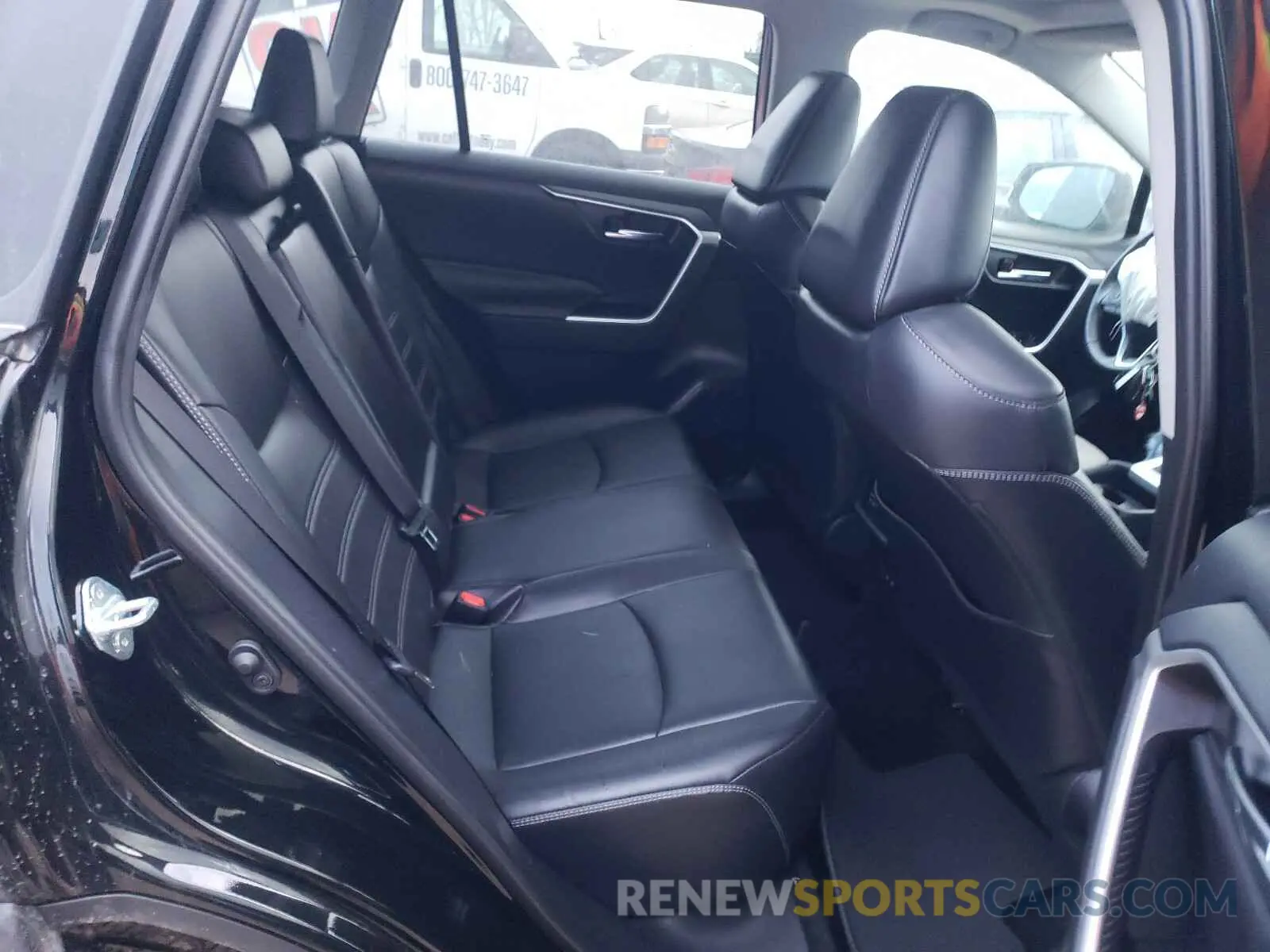 6 Photograph of a damaged car 2T3C1RFV4KW014094 TOYOTA RAV4 2019
