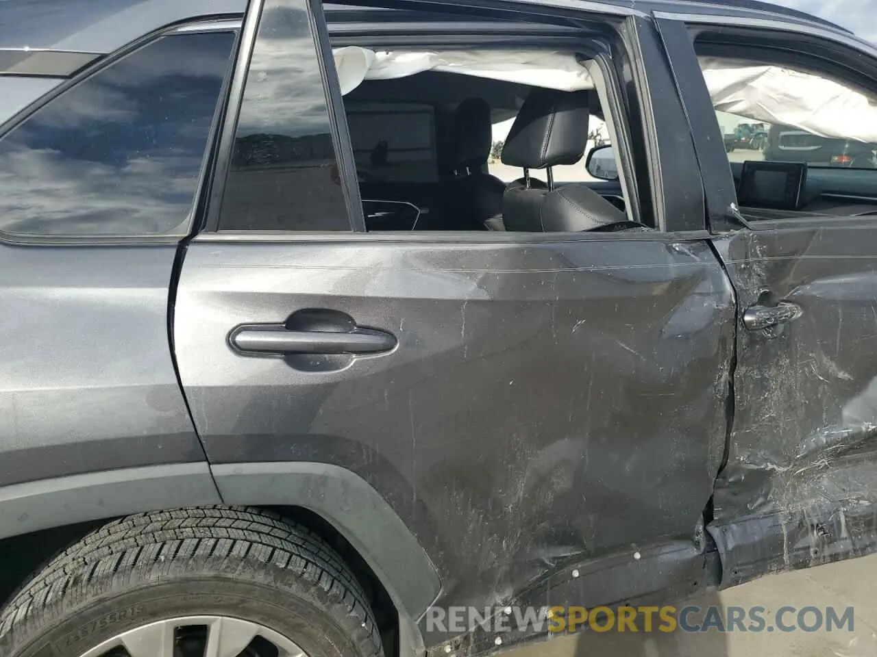 11 Фотография поврежденного автомобиля 2T3C1RFV5KC003039 TOYOTA RAV4 2019