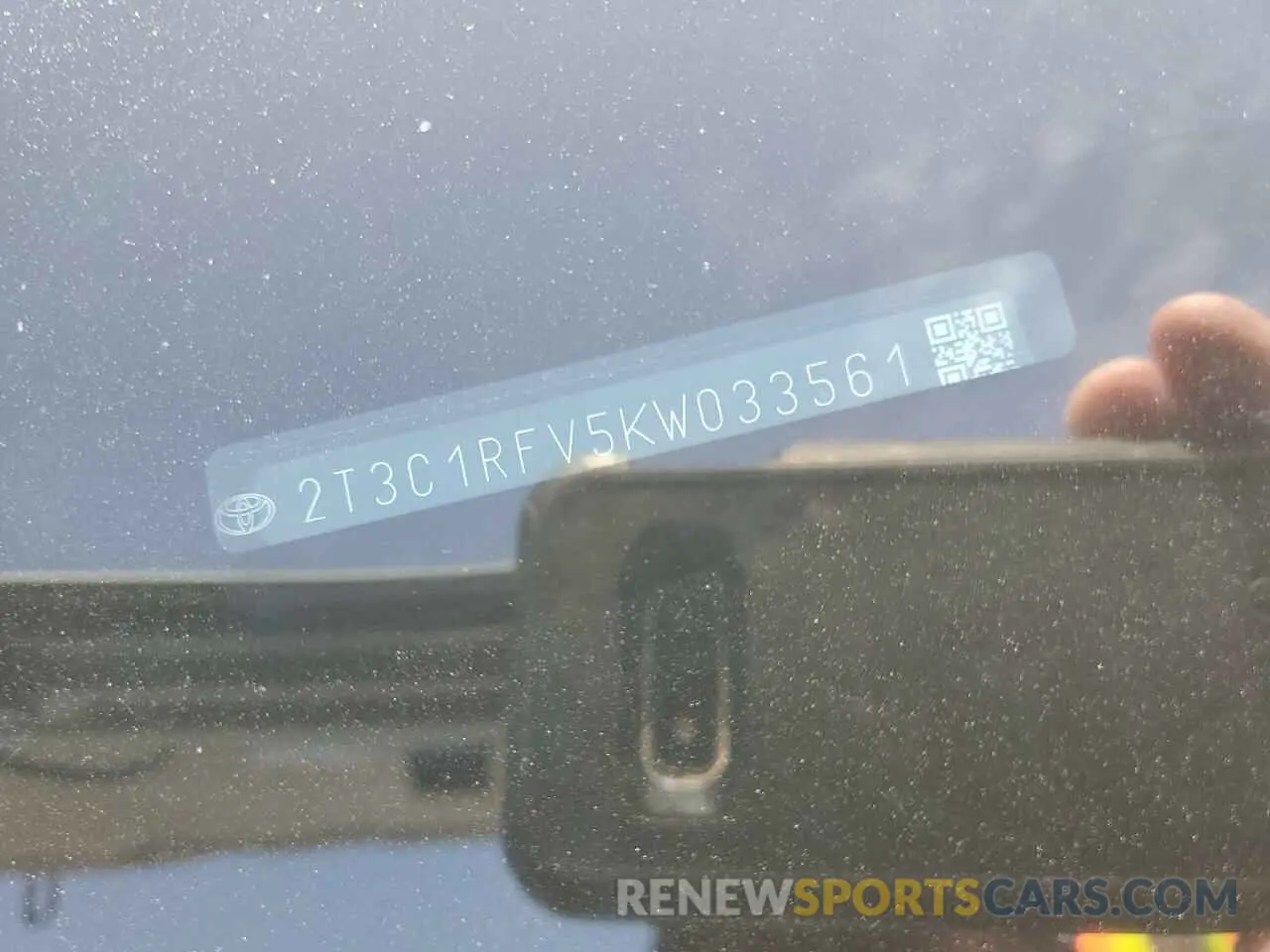 13 Photograph of a damaged car 2T3C1RFV5KW033561 TOYOTA RAV4 2019