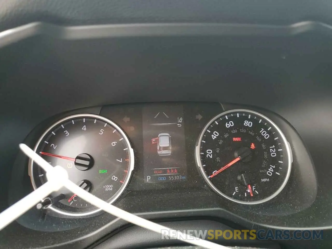 9 Photograph of a damaged car 2T3C1RFV5KW056435 TOYOTA RAV4 2019