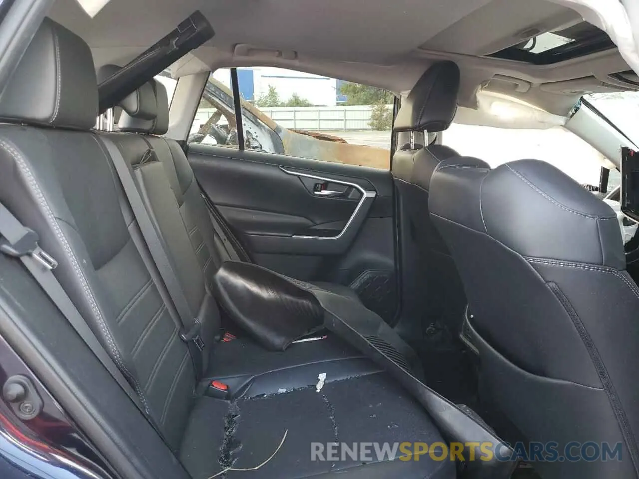 11 Фотография поврежденного автомобиля 2T3C1RFV6KW041197 TOYOTA RAV4 2019