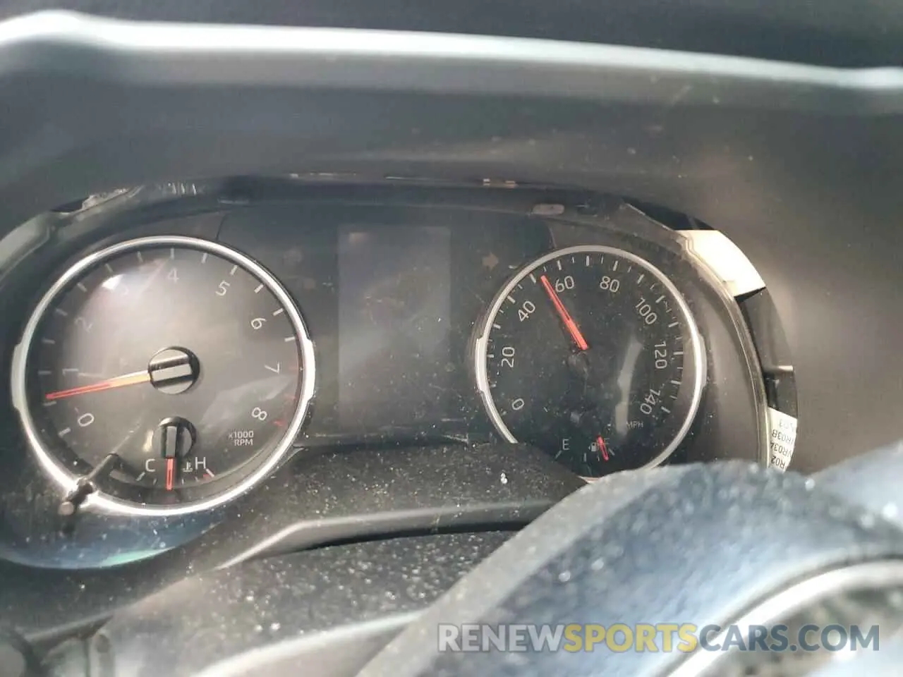 9 Фотография поврежденного автомобиля 2T3C1RFV6KW041197 TOYOTA RAV4 2019