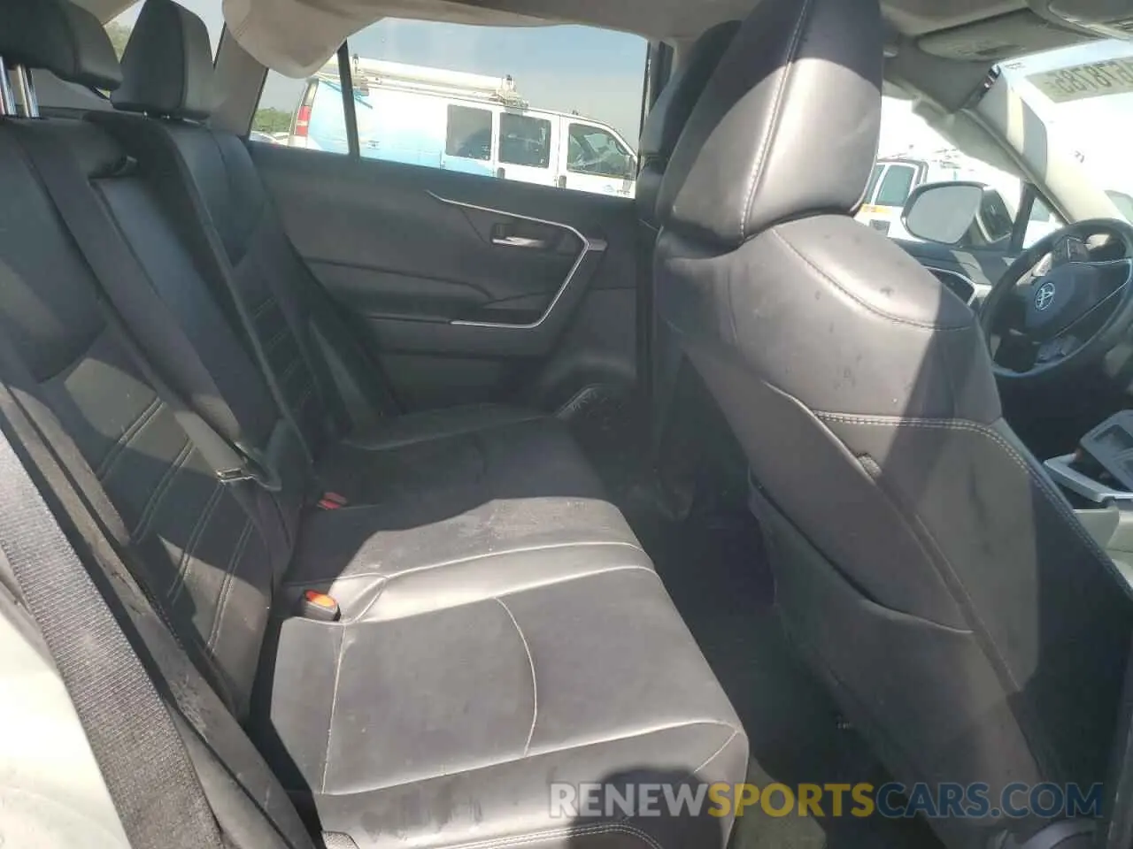 11 Фотография поврежденного автомобиля 2T3C1RFV7KW025588 TOYOTA RAV4 2019