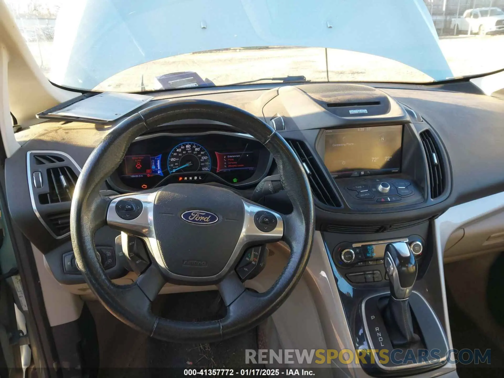 21 Photograph of a damaged car 2T3C1RFV7KW026367 TOYOTA RAV4 2019