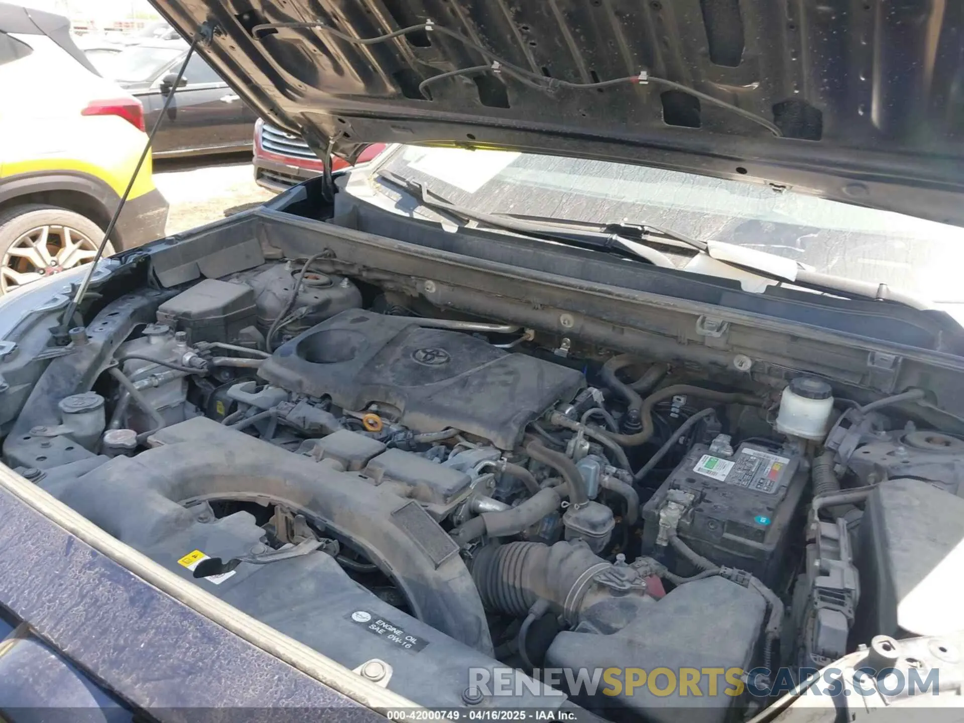 10 Photograph of a damaged car 2T3C1RFV7KW031438 TOYOTA RAV4 2019