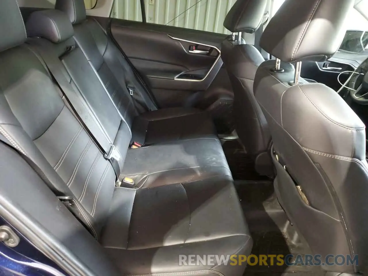 11 Фотография поврежденного автомобиля 2T3C1RFV8KC026315 TOYOTA RAV4 2019