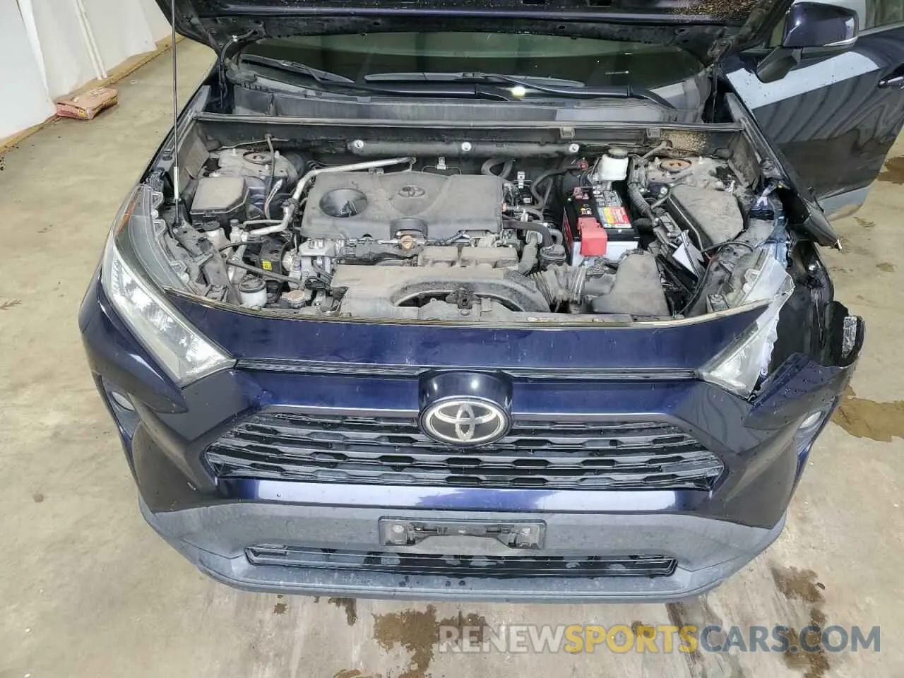 12 Фотография поврежденного автомобиля 2T3C1RFV8KC026315 TOYOTA RAV4 2019