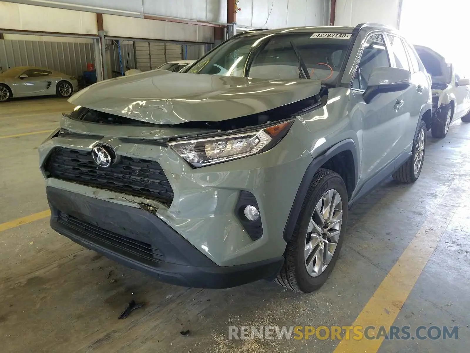 2 Photograph of a damaged car 2T3C1RFV8KW010503 TOYOTA RAV4 2019