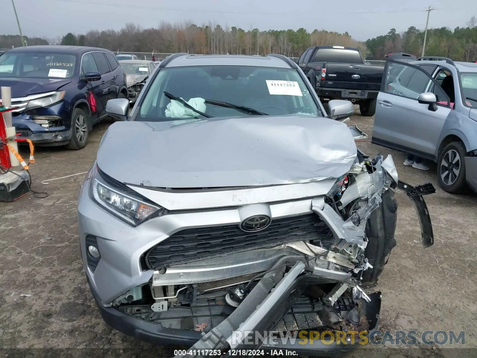 11 Photograph of a damaged car 2T3C1RFV9KW021624 TOYOTA RAV4 2019