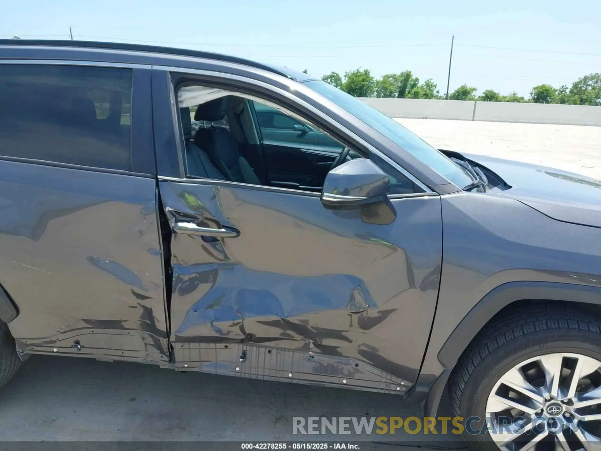 6 Фотография поврежденного автомобиля 2T3C1RFV9KW026791 TOYOTA RAV4 2019