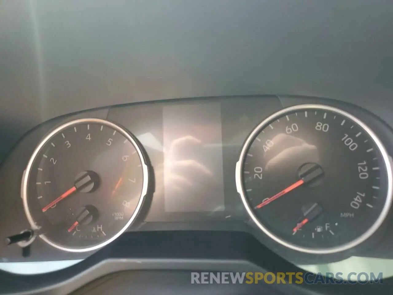 9 Photograph of a damaged car 2T3C1RFVXKW006596 TOYOTA RAV4 2019