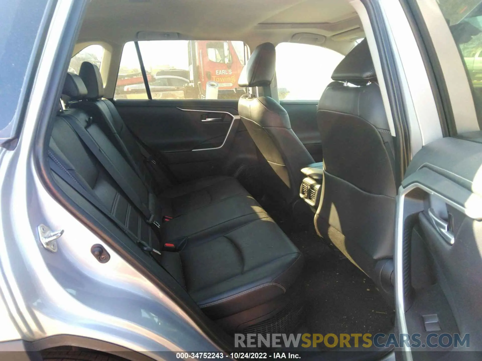 8 Фотография поврежденного автомобиля 2T3DWRFV1KW017198 TOYOTA RAV4 2019