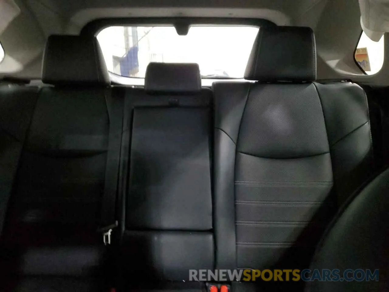 10 Photograph of a damaged car 2T3DWRFV2KW036293 TOYOTA RAV4 2019