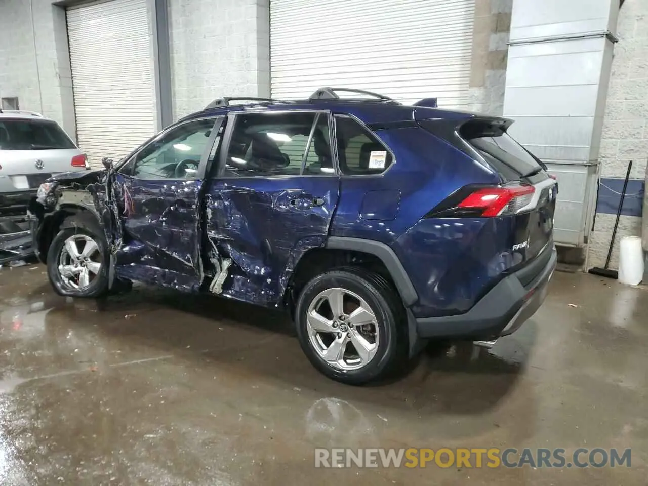 2 Photograph of a damaged car 2T3DWRFV2KW036293 TOYOTA RAV4 2019