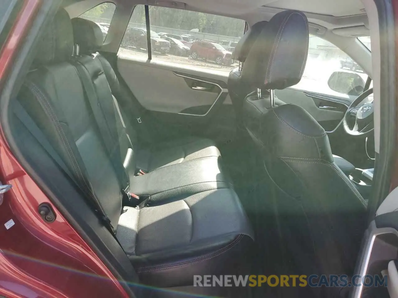 11 Photograph of a damaged car 2T3DWRFV4KW036926 TOYOTA RAV4 2019